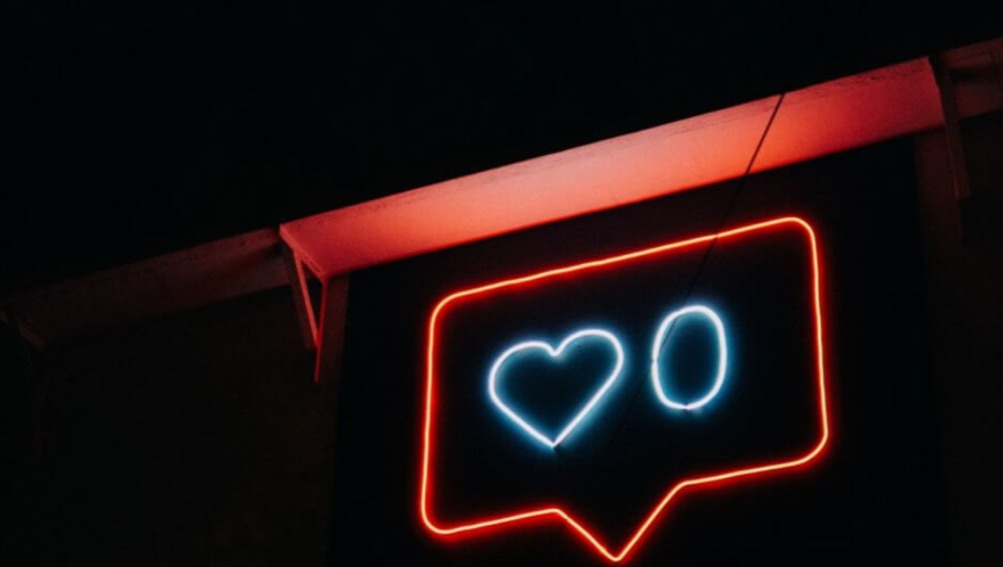 Instagram's farewell to peer pressure and other social updates